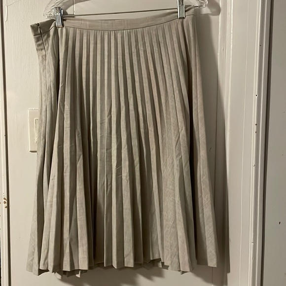 Cato pleated skirt size 14 - Picture 1 of 1